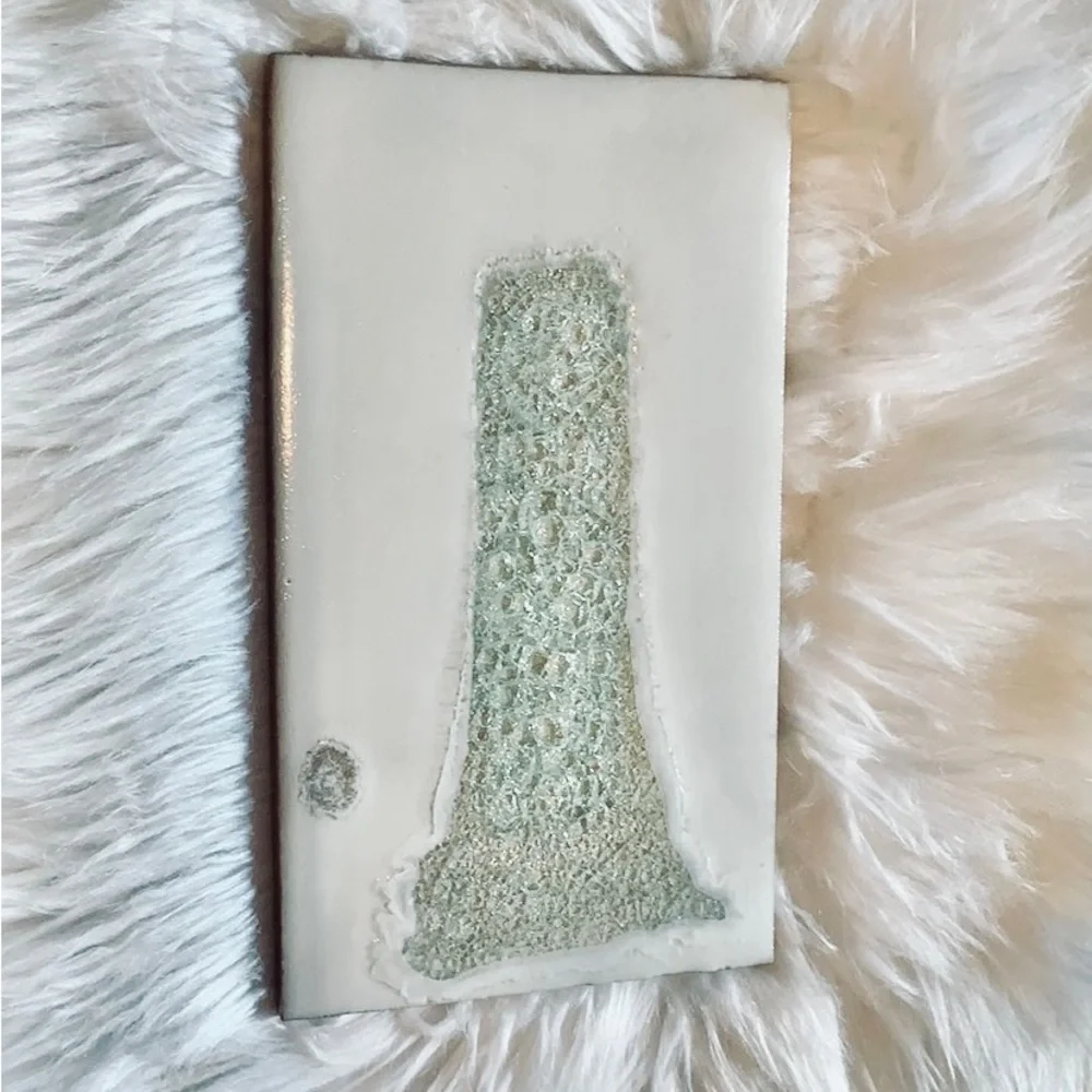 NWT Anthropologie Molten Rock Cheese Board. Color: IVORY. - Picture 1 of 6